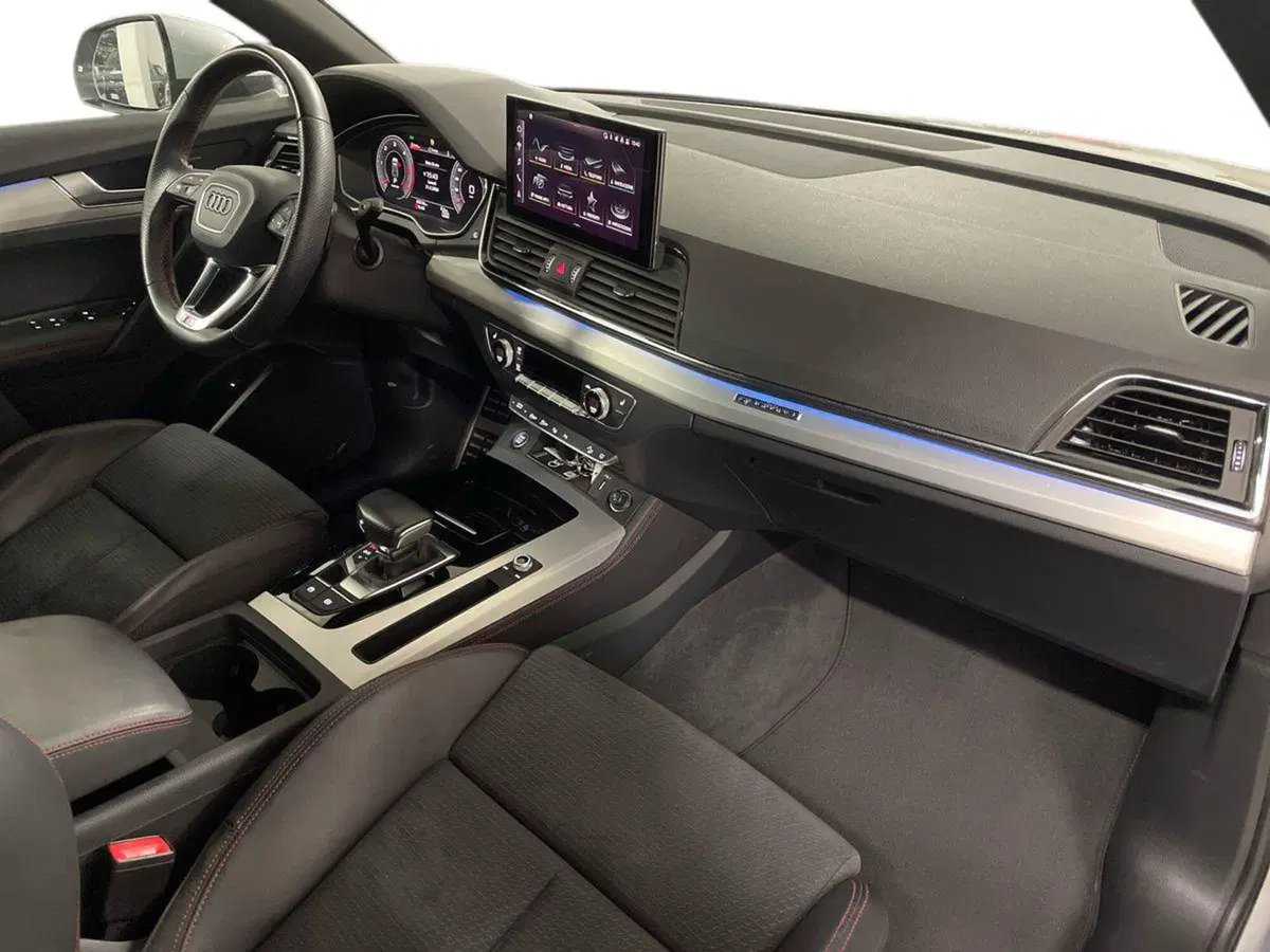 Audi Q5 Sportback usata a Ancona (13)