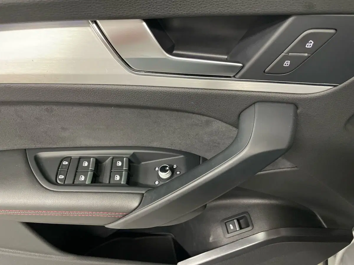Audi Q5 Sportback usata a Ancona (20)