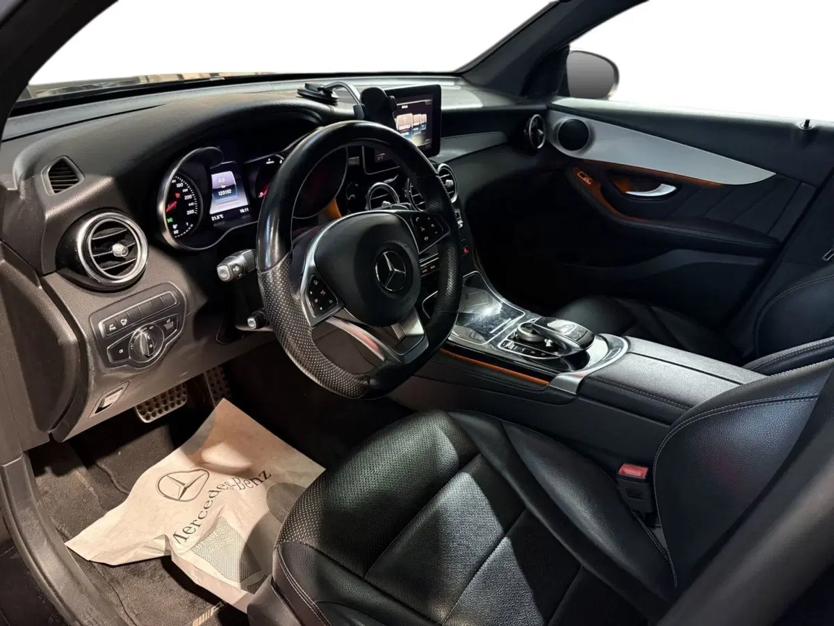 Mercedes-Benz GLC Coupé usata a Napoli (12)