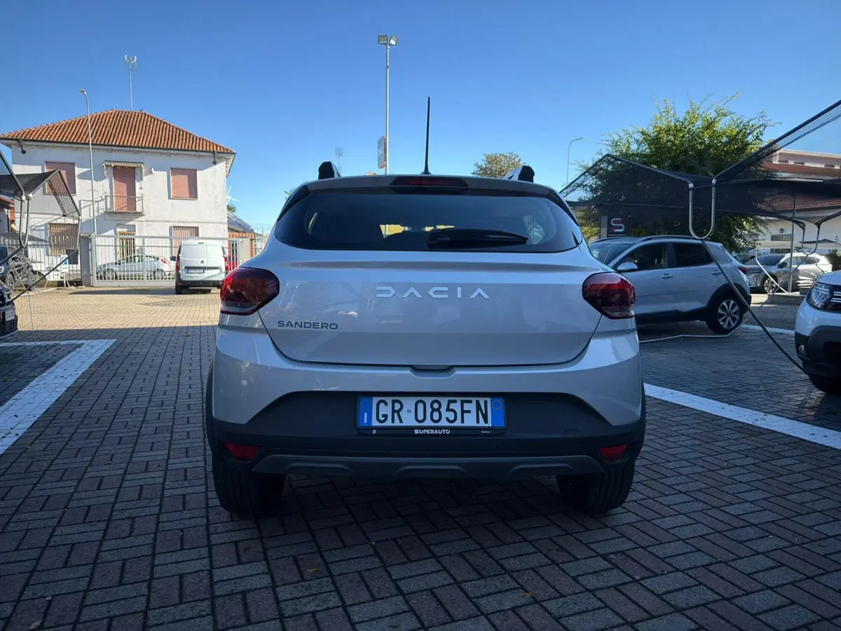 Dacia Sandero usata a Pavia (20)