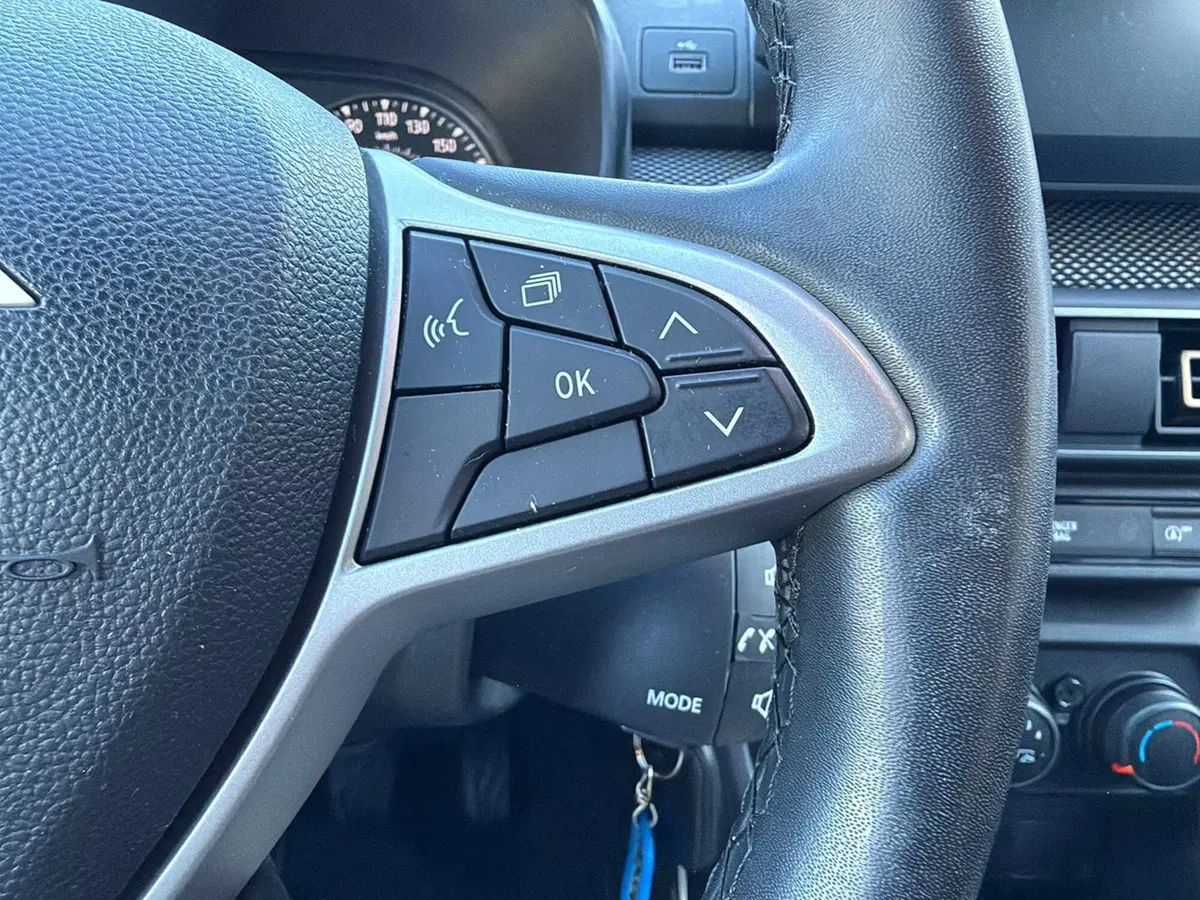 Dacia Sandero usata a Pavia (6)