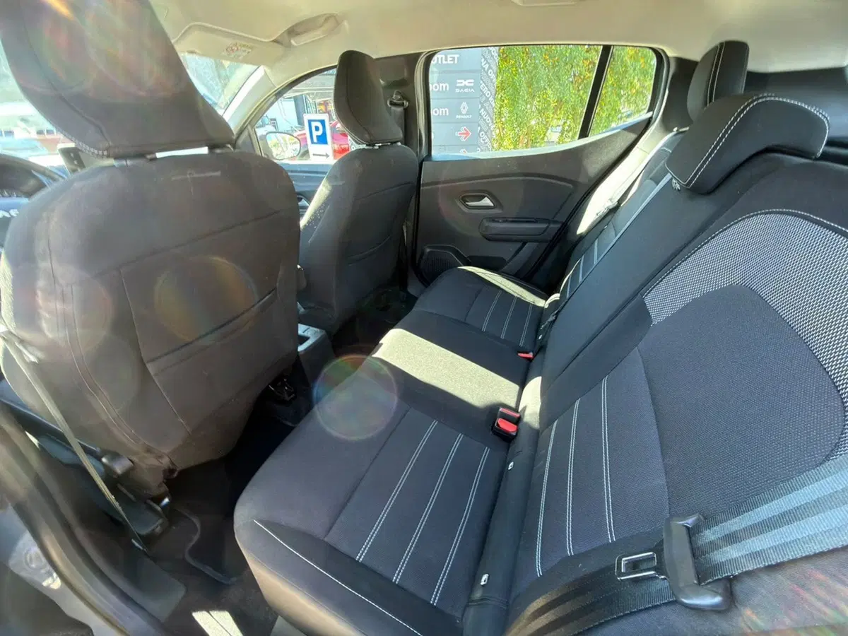 Dacia Sandero usata a Pavia (13)