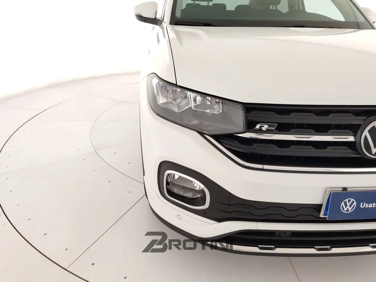 Volkswagen T-Cross usata a Massa-Carrara (5)