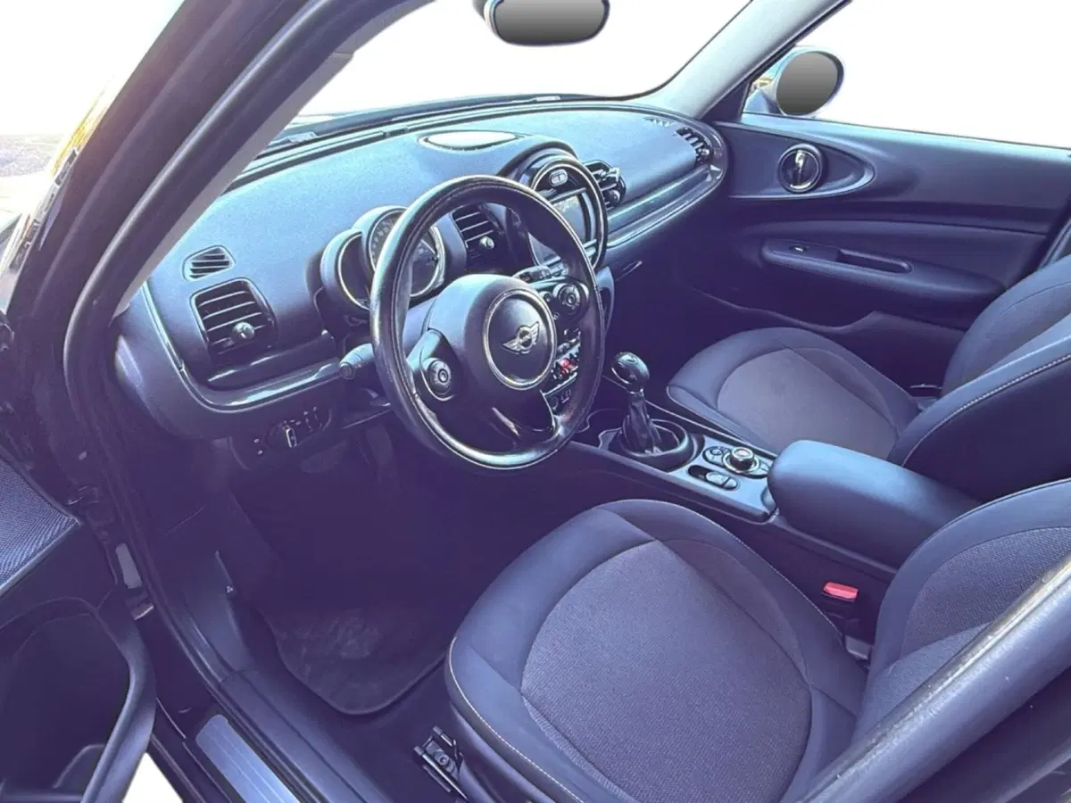 MINI Mini Clubman usata a Brindisi (10)