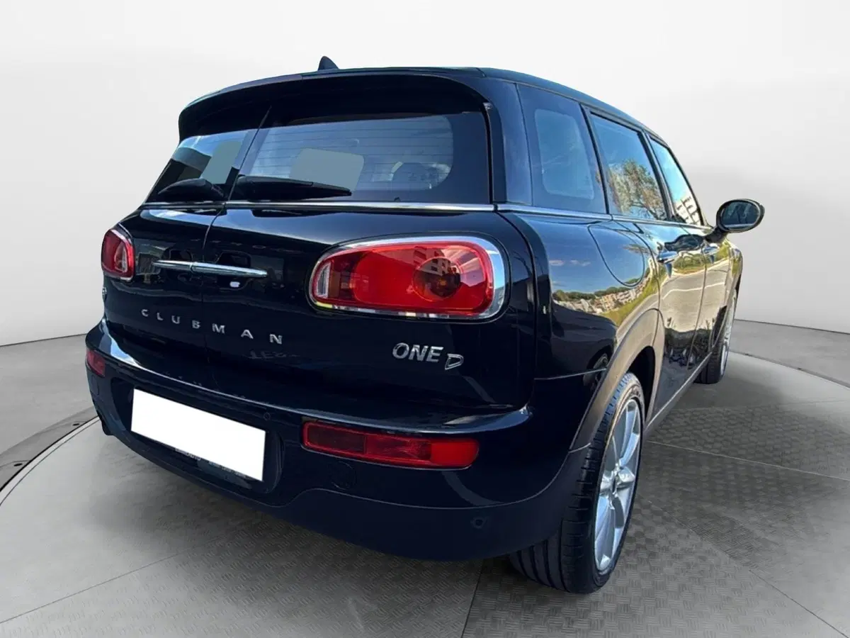 MINI Mini Clubman usata a Brindisi (3)