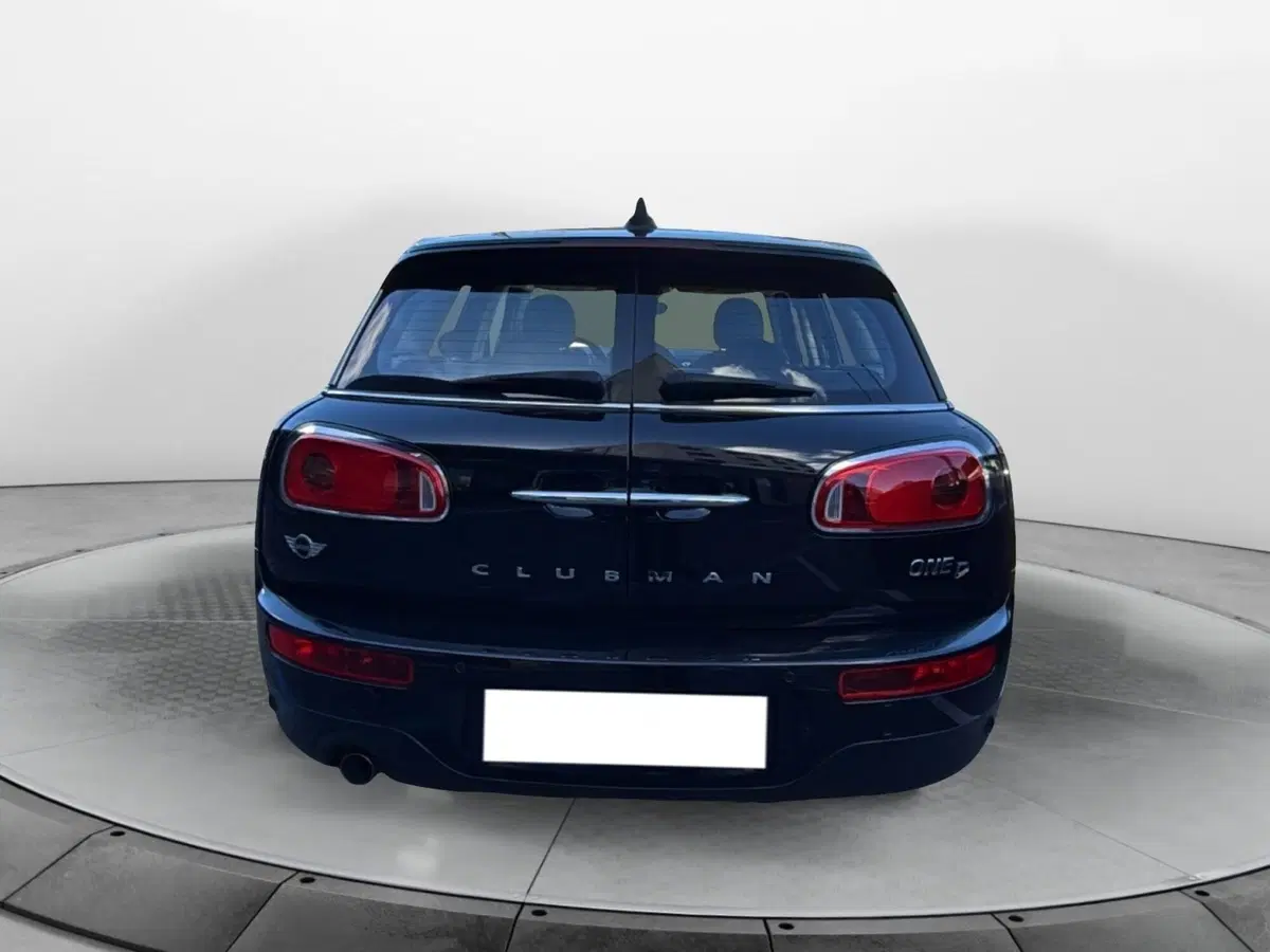 MINI Mini Clubman usata a Brindisi (4)