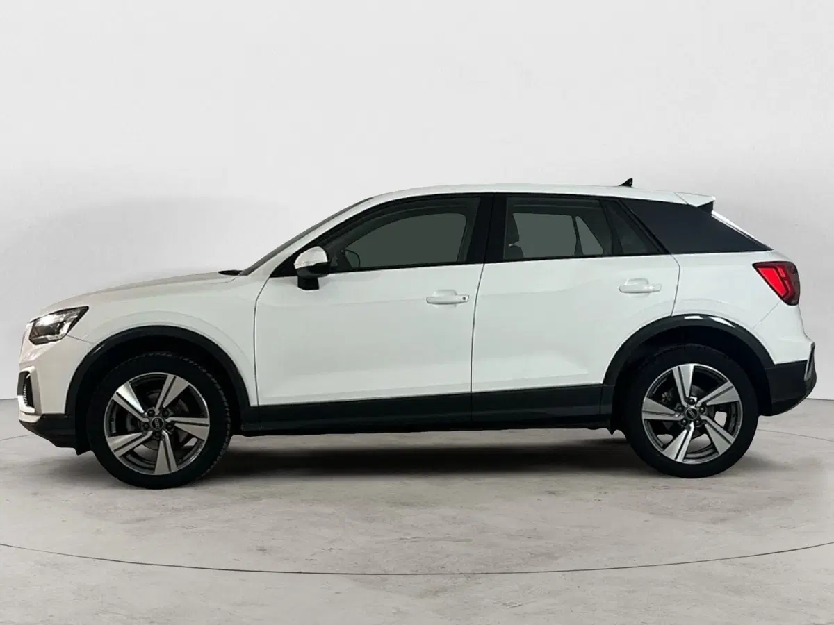 Audi Q2 usata a Napoli (3)