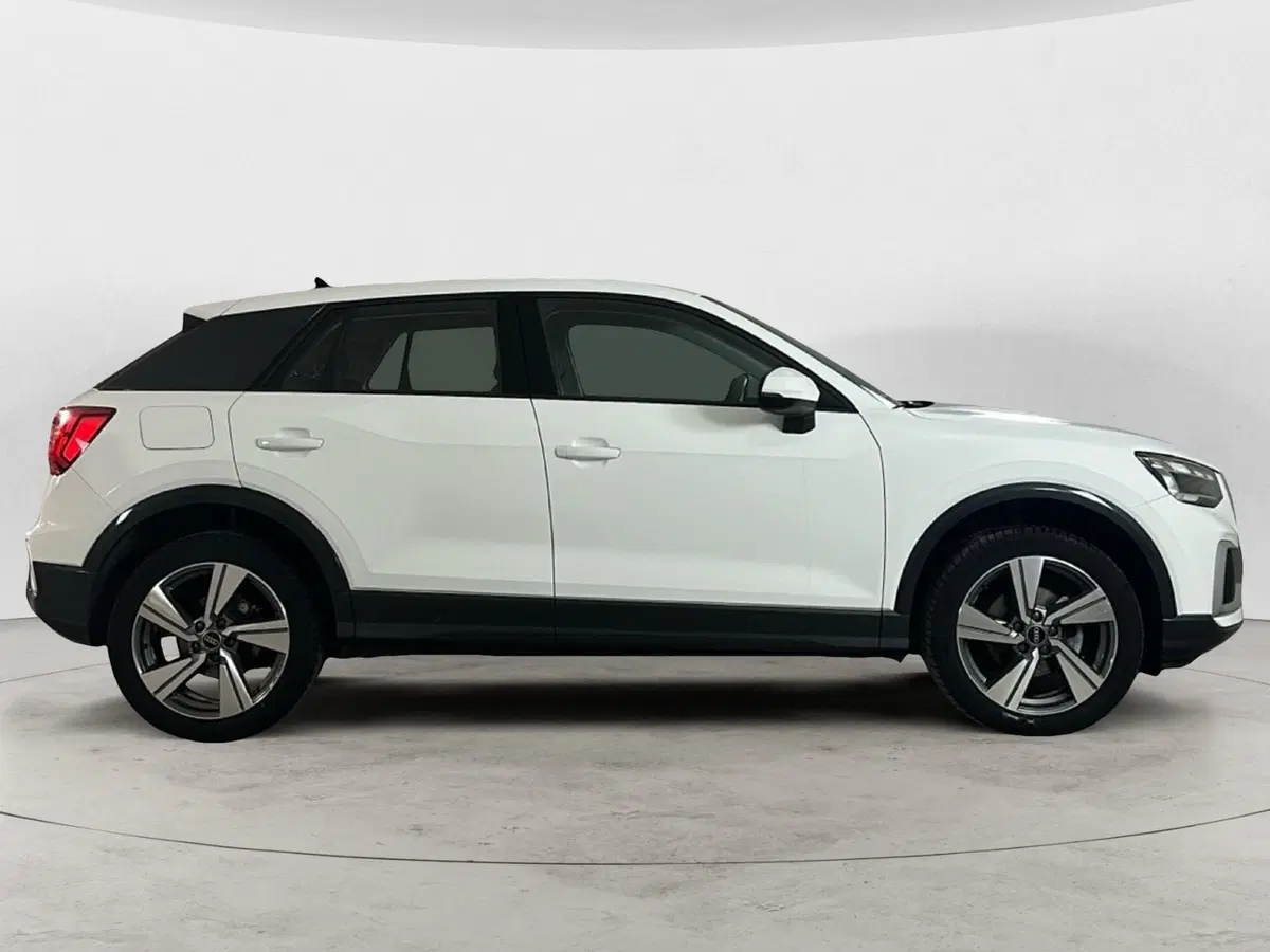 Audi Q2 usata a Napoli (5)