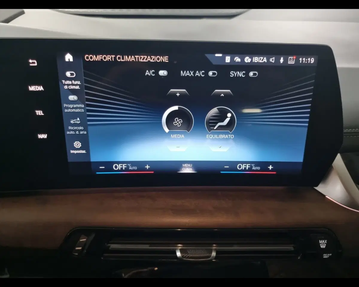 BMW Serie 2 Active Tourer usata a Caserta (16)