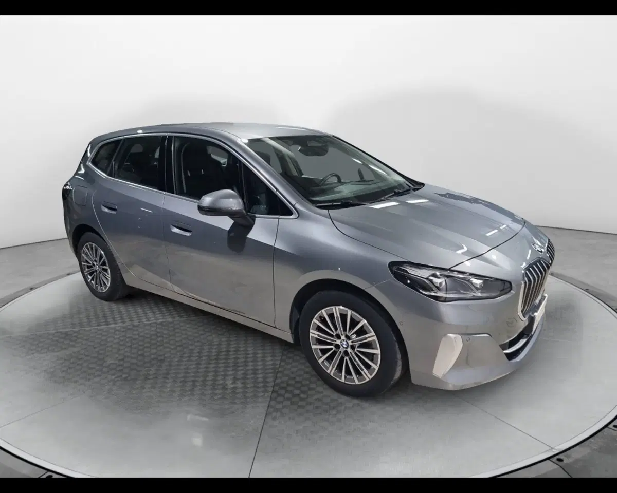 BMW Serie 2 Active Tourer usata a Caserta (4)