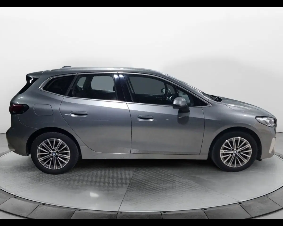 BMW Serie 2 Active Tourer usata a Caserta (5)