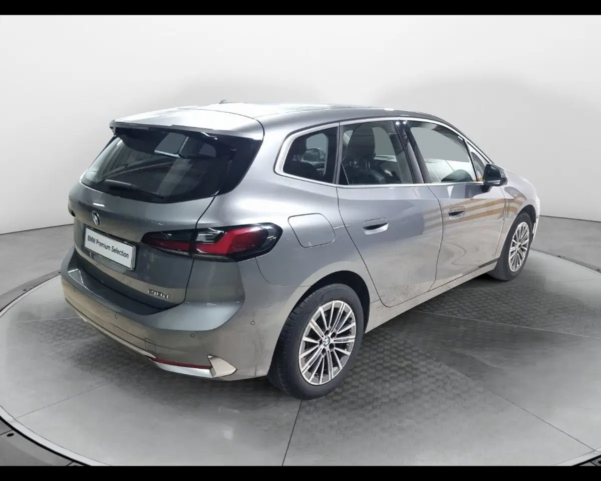 BMW Serie 2 Active Tourer usata a Caserta (6)