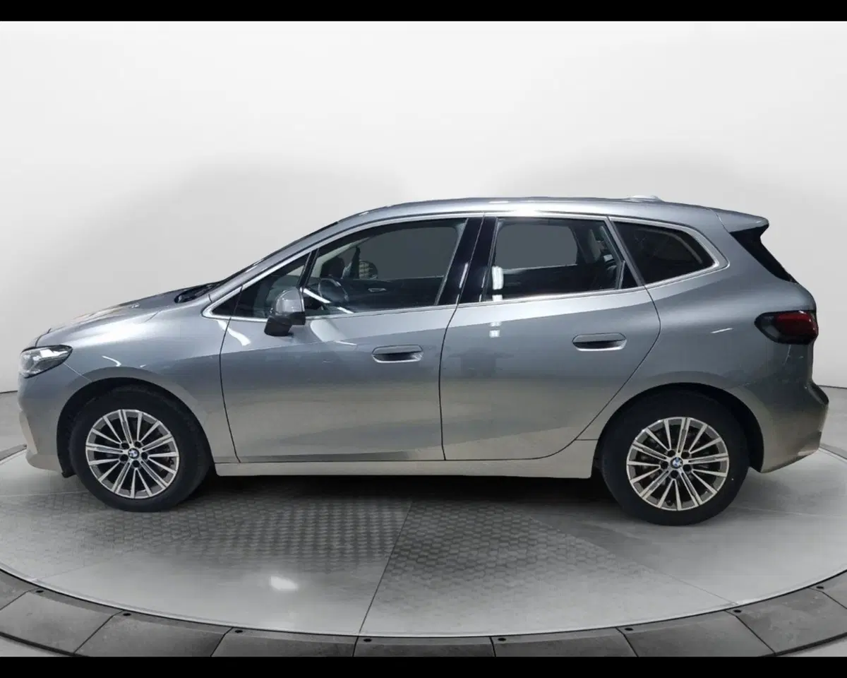 BMW Serie 2 Active Tourer usata a Caserta (9)
