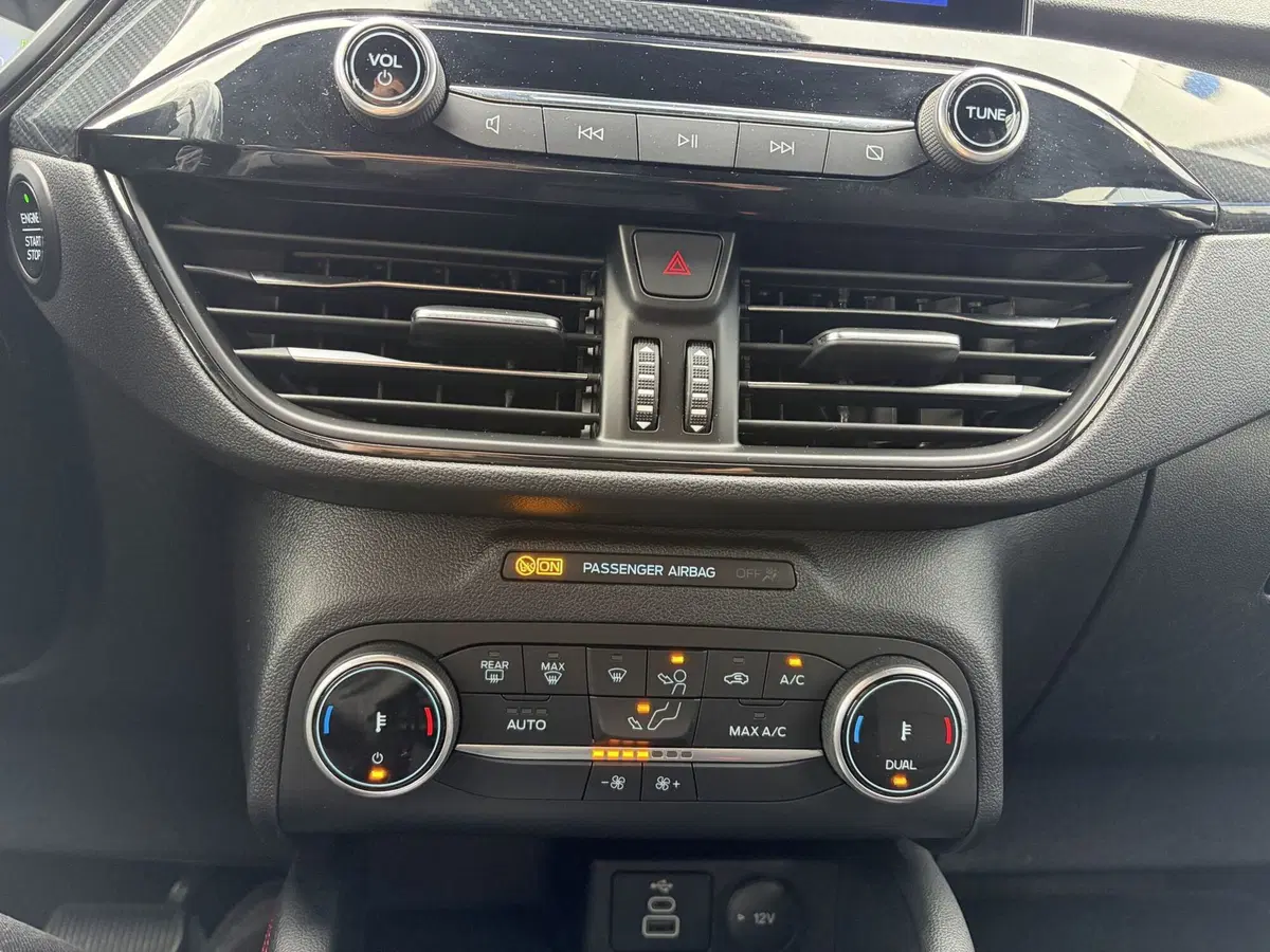 Ford Kuga usata a Vercelli (12)