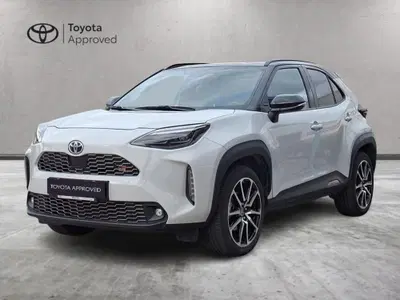 Toyota Yaris Cross 1.5h GR Sport Black Sky fwd 116cv e-cvt del 2023 usata a Roma