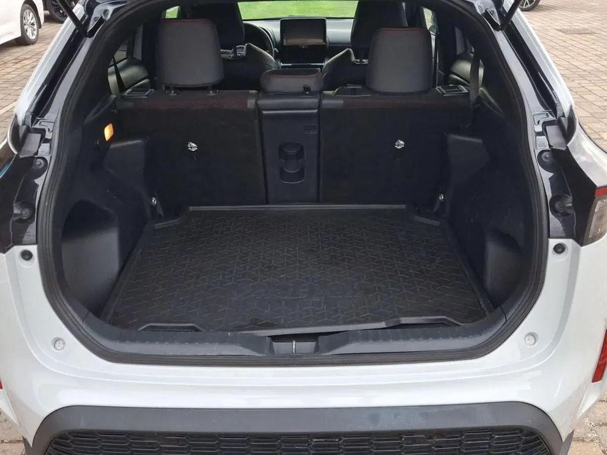 Toyota Yaris Cross usata a Roma (6)