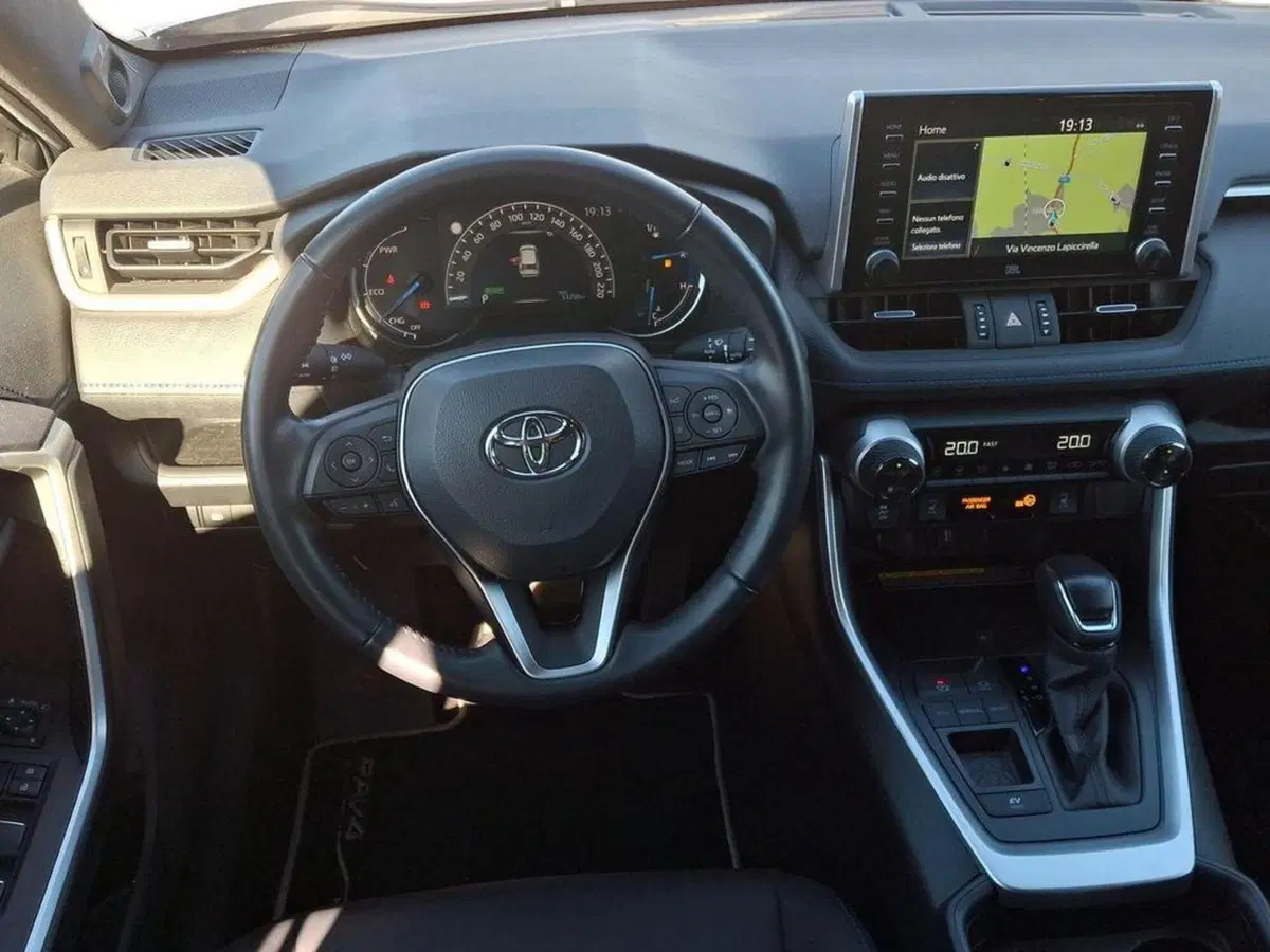 Toyota Rav4 usata a Roma (8)