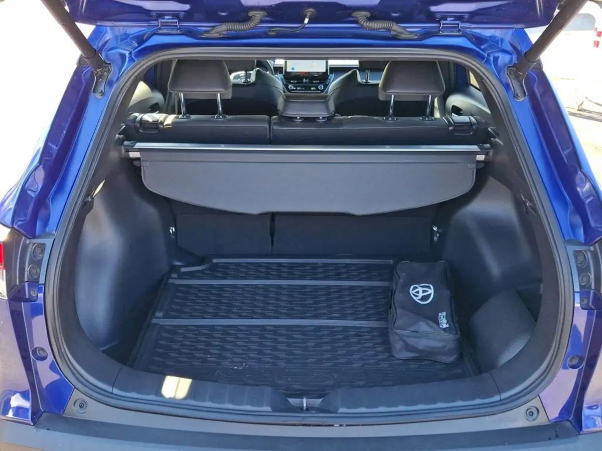 Toyota Corolla Cross Hybrid usata a Roma (6)