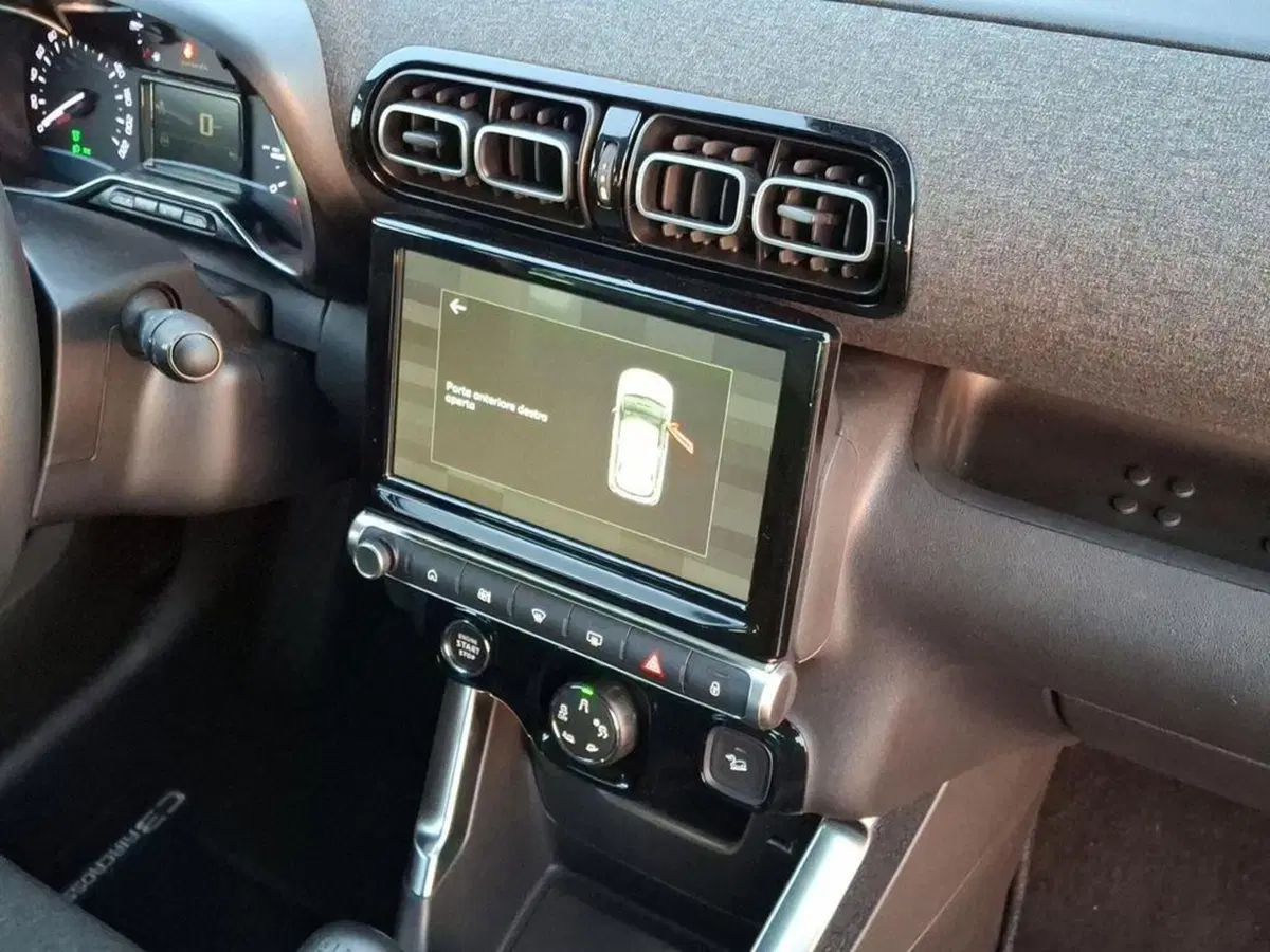Citroen C3 Aircross usata a Roma (9)