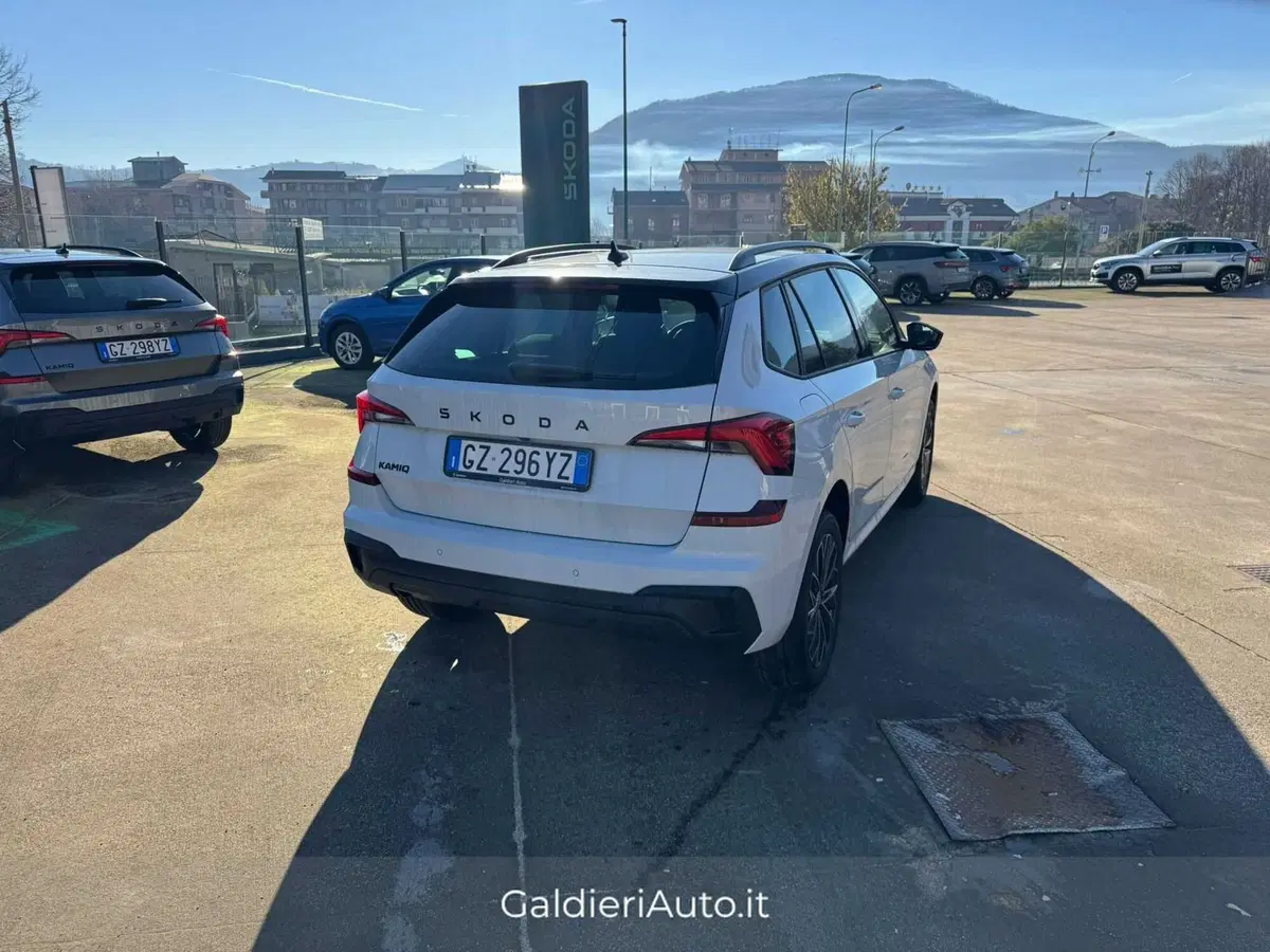 Skoda Kamiq nuova a Salerno (4)