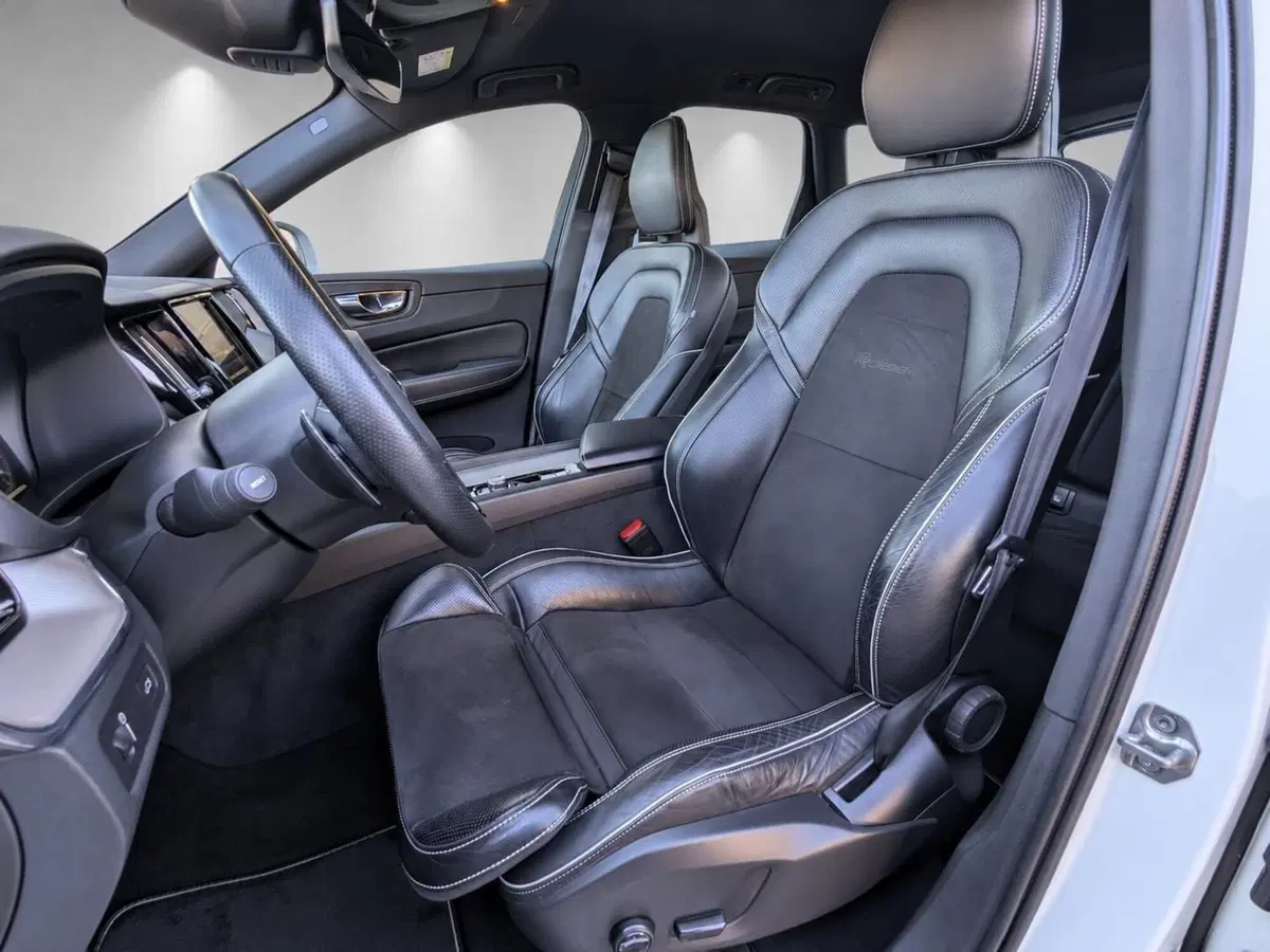 Volvo XC60 usata a Pescara (10)