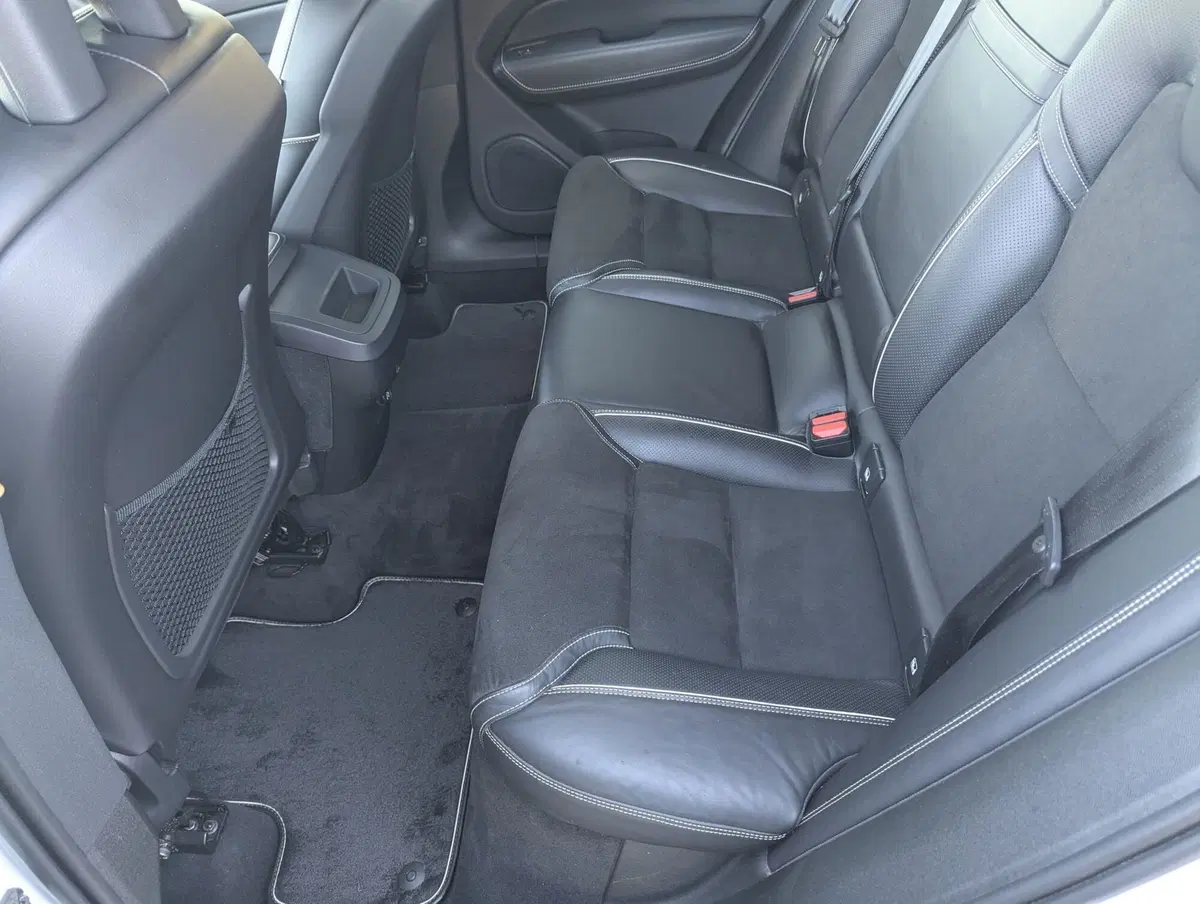 Volvo XC60 usata a Pescara (12)