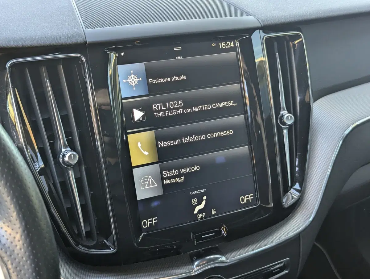 Volvo XC60 usata a Pescara (15)
