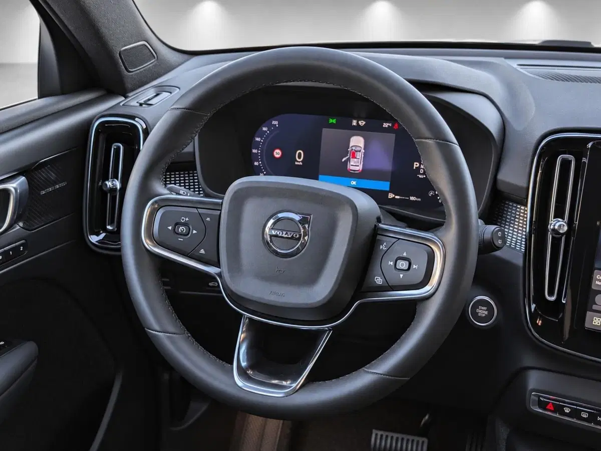 Volvo XC40 usata a Pescara (7)