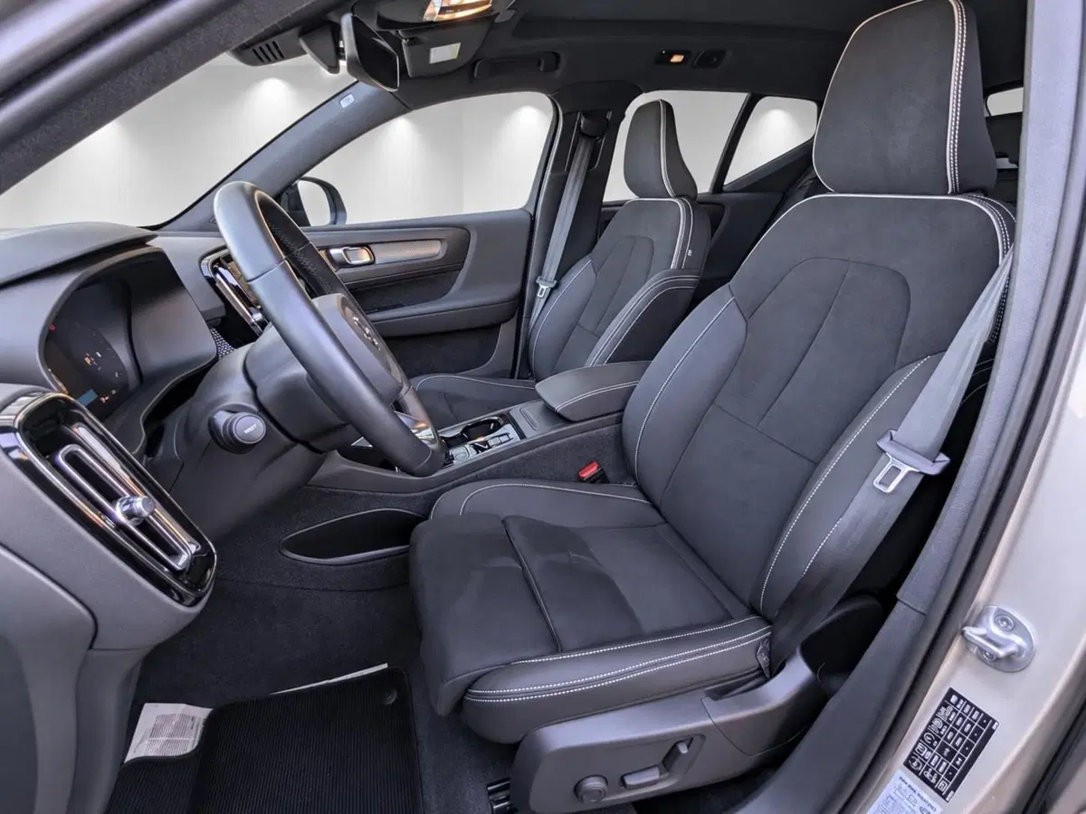 Volvo XC40 usata a Pescara (9)