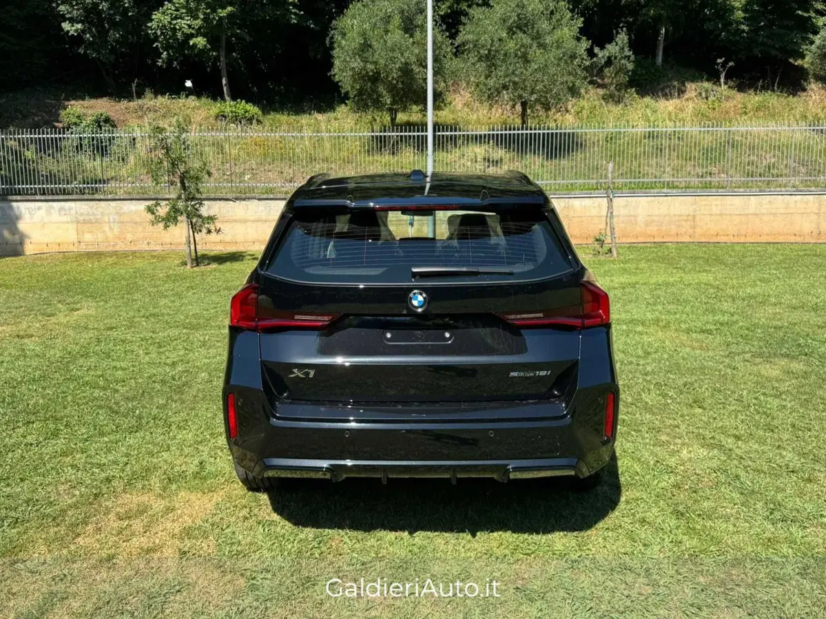 BMW X1 nuova a Salerno (11)