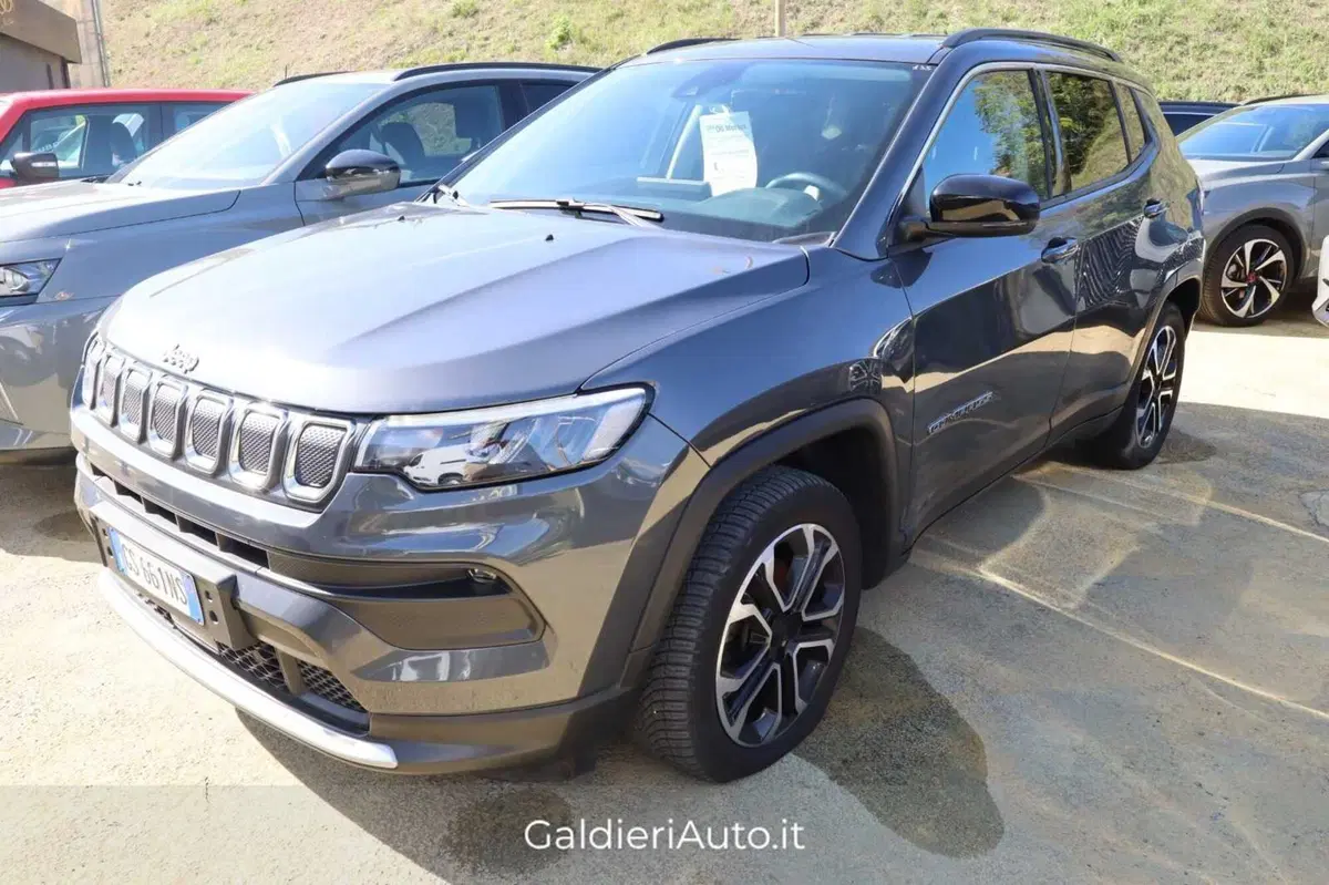 Jeep Avenger usata a Salerno