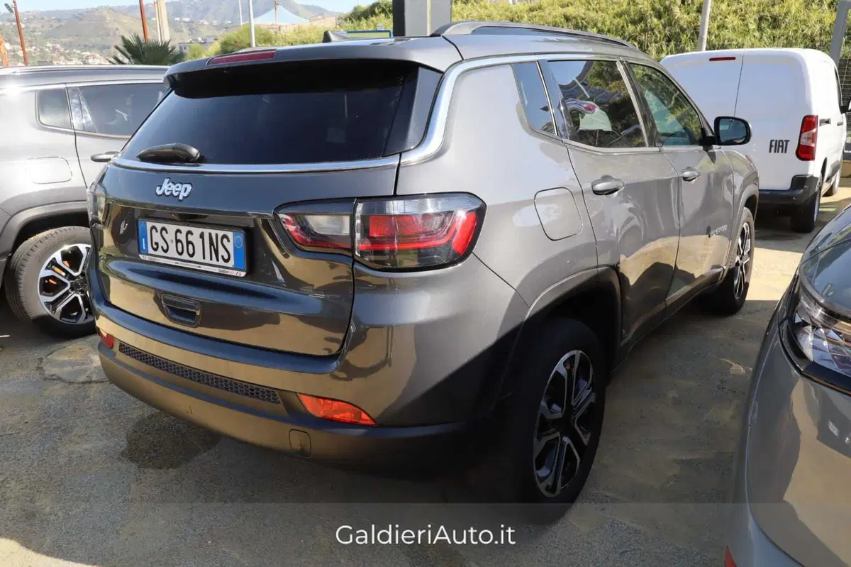 Jeep Avenger usata a Salerno (4)