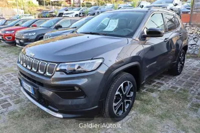 Jeep Avenger 1.2 turbo 85th Anniversary fwd 100cv del 2024 usata a Fisciano