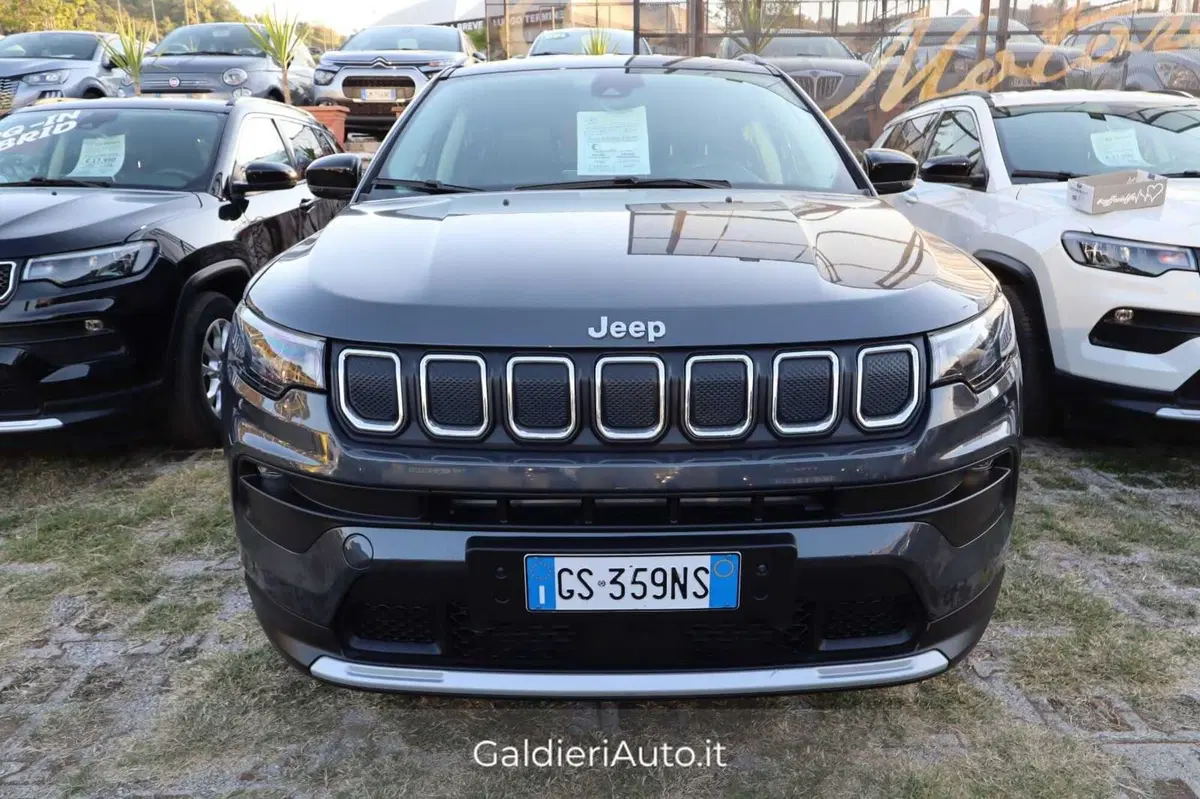 Jeep Avenger usata a Salerno (9)