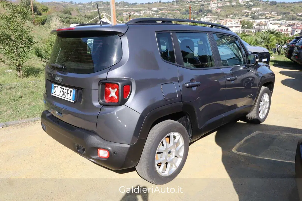 Jeep Avenger usata a Salerno (4)