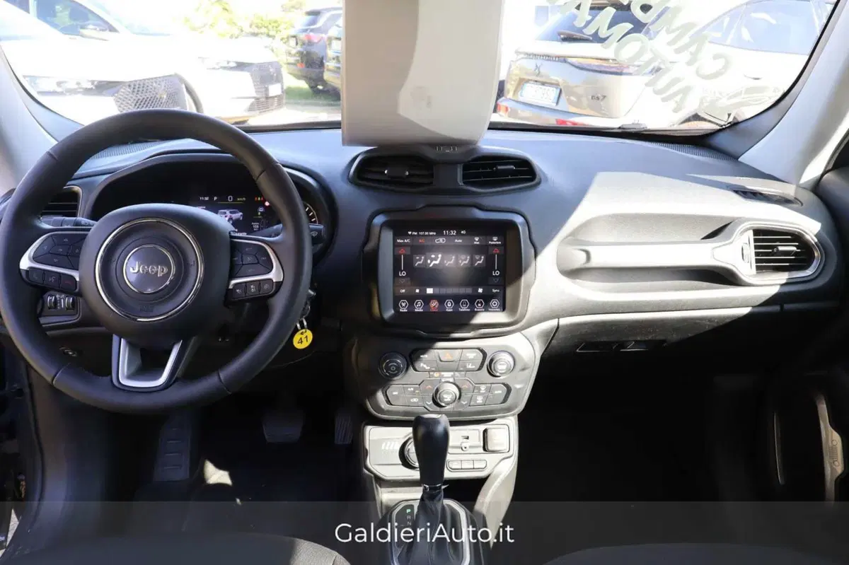 Jeep Avenger usata a Salerno (5)