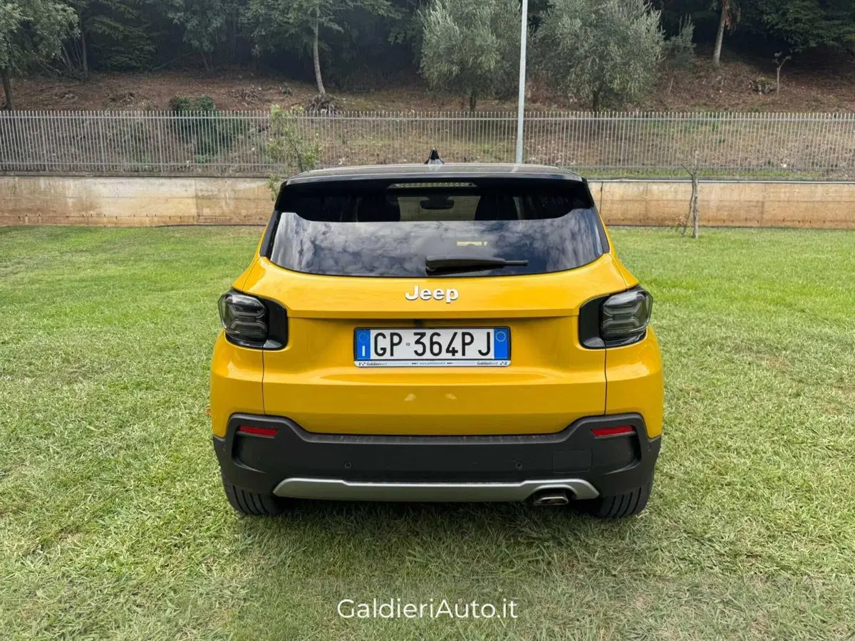Jeep Avenger usata a Salerno (11)