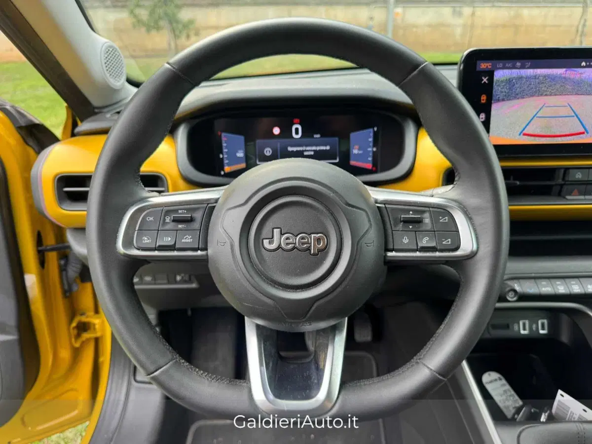 Jeep Avenger usata a Salerno (19)