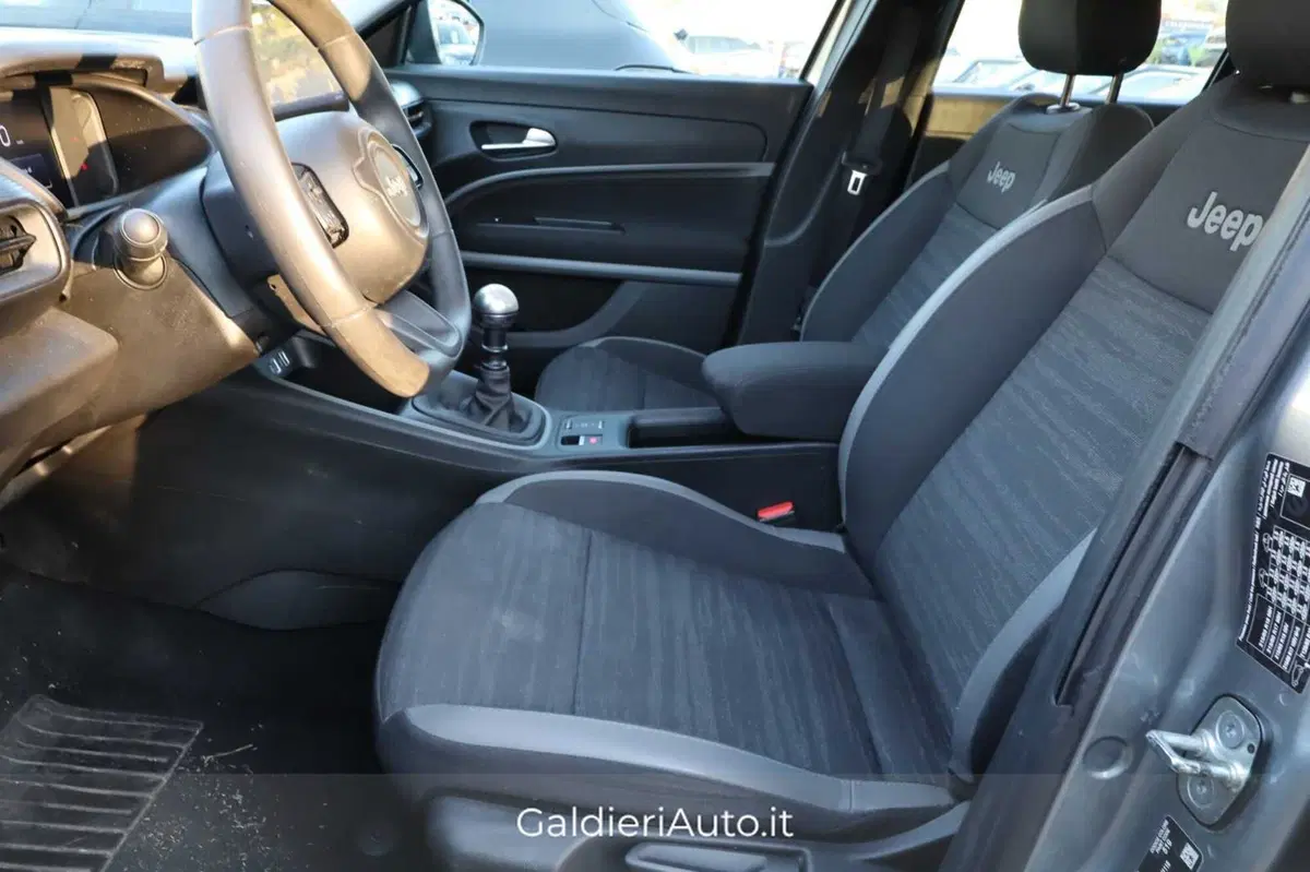 Jeep Avenger usata a Salerno (6)