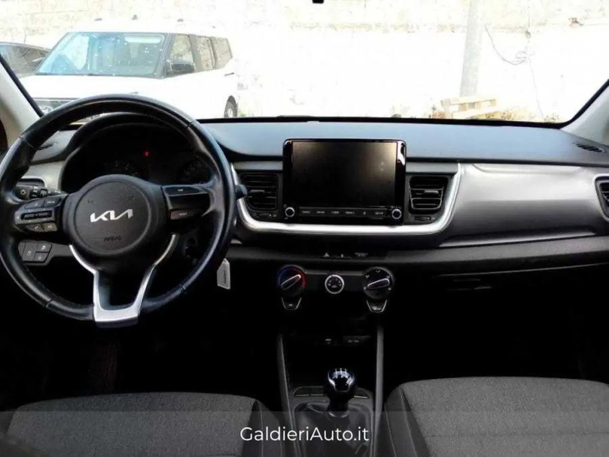 Kia Stonic usata a Salerno (5)