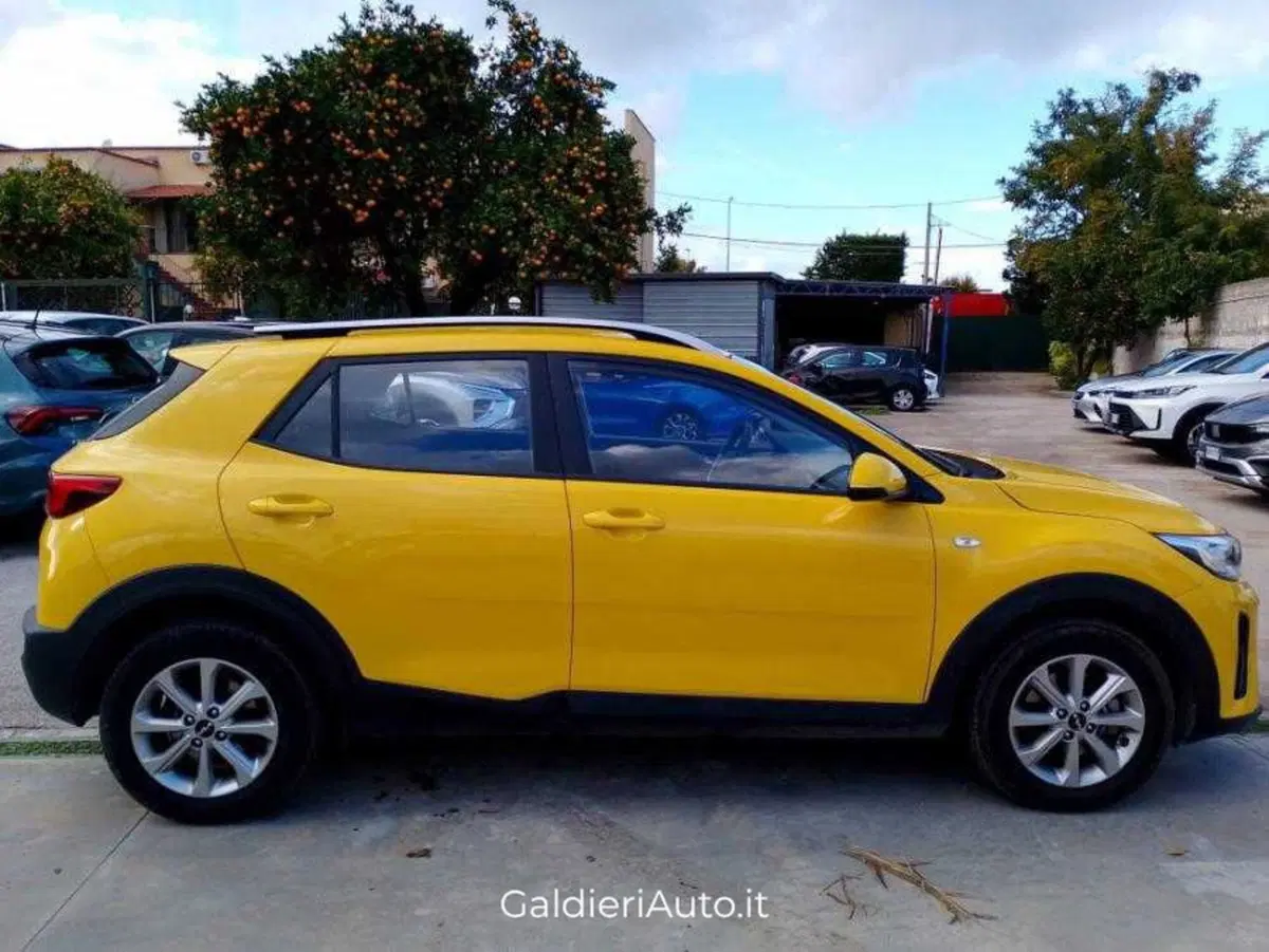 Kia Stonic usata a Salerno (9)