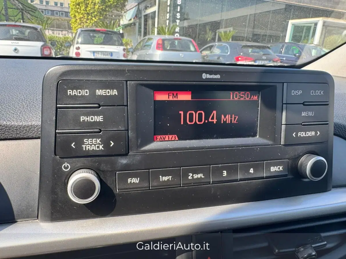 Kia Picanto usata a Salerno (17)