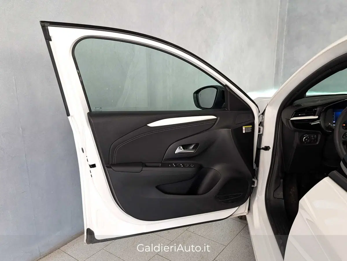 Opel Corsa usata a Salerno (11)