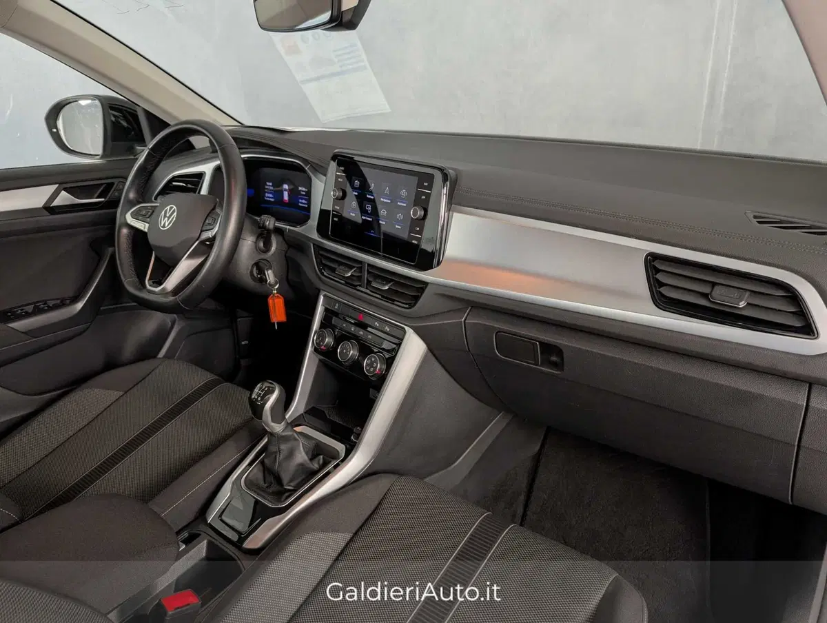 Volkswagen T-Roc usata a Salerno (12)