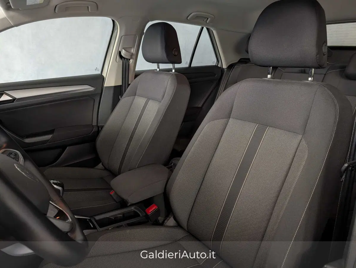 Volkswagen T-Roc usata a Salerno (6)