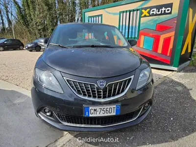 Lancia Ypsilon 1.0 FireFly 5 porte S&S Hybrid Ecochic Gold del 2022 usata a Fisciano