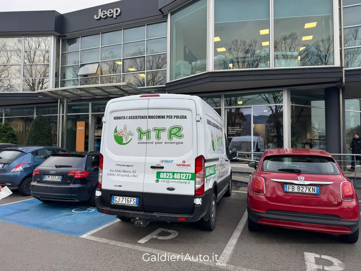 Ford Transit Furgone usata a Salerno (4)