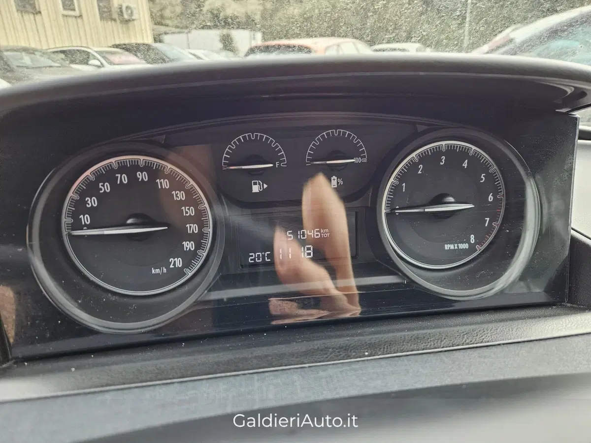 Lancia Ypsilon usata a Salerno (11)