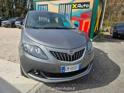 Lancia Ypsilon 1.0 FireFly 5 porte S&S Hybrid Ecochic Gold del 2022 usata a Fisciano