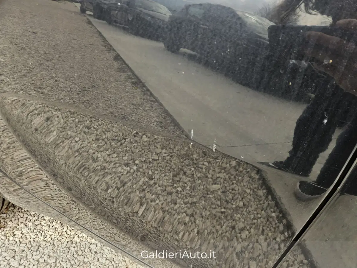 Lancia Ypsilon usata a Salerno (10)